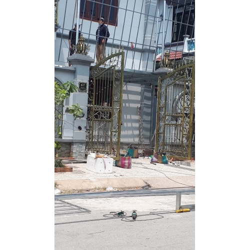 Sửa cửa săt giá rẻ tai nhà Minh Khôi