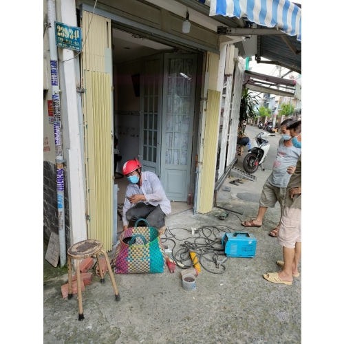 Sửa cửa sắt Lê Văn Sỹ Tân Bình